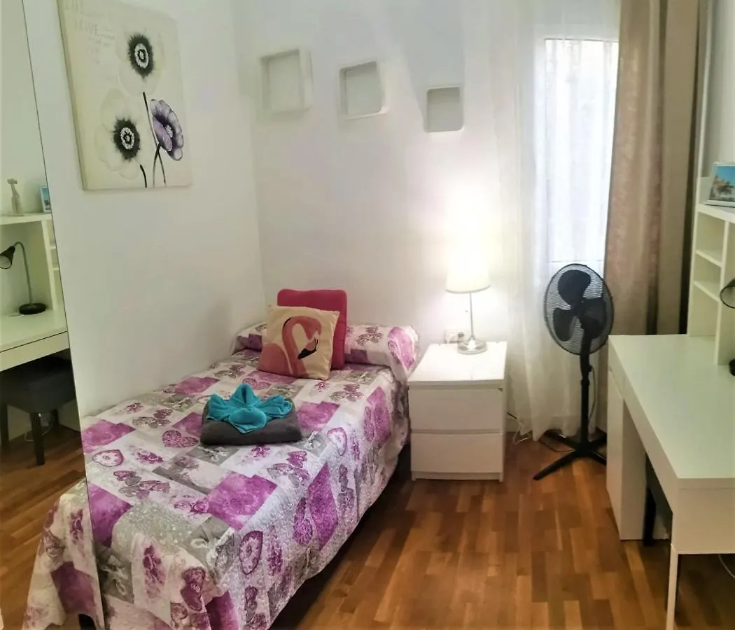 Rooms Arago Barcelona Bed & Breakfast