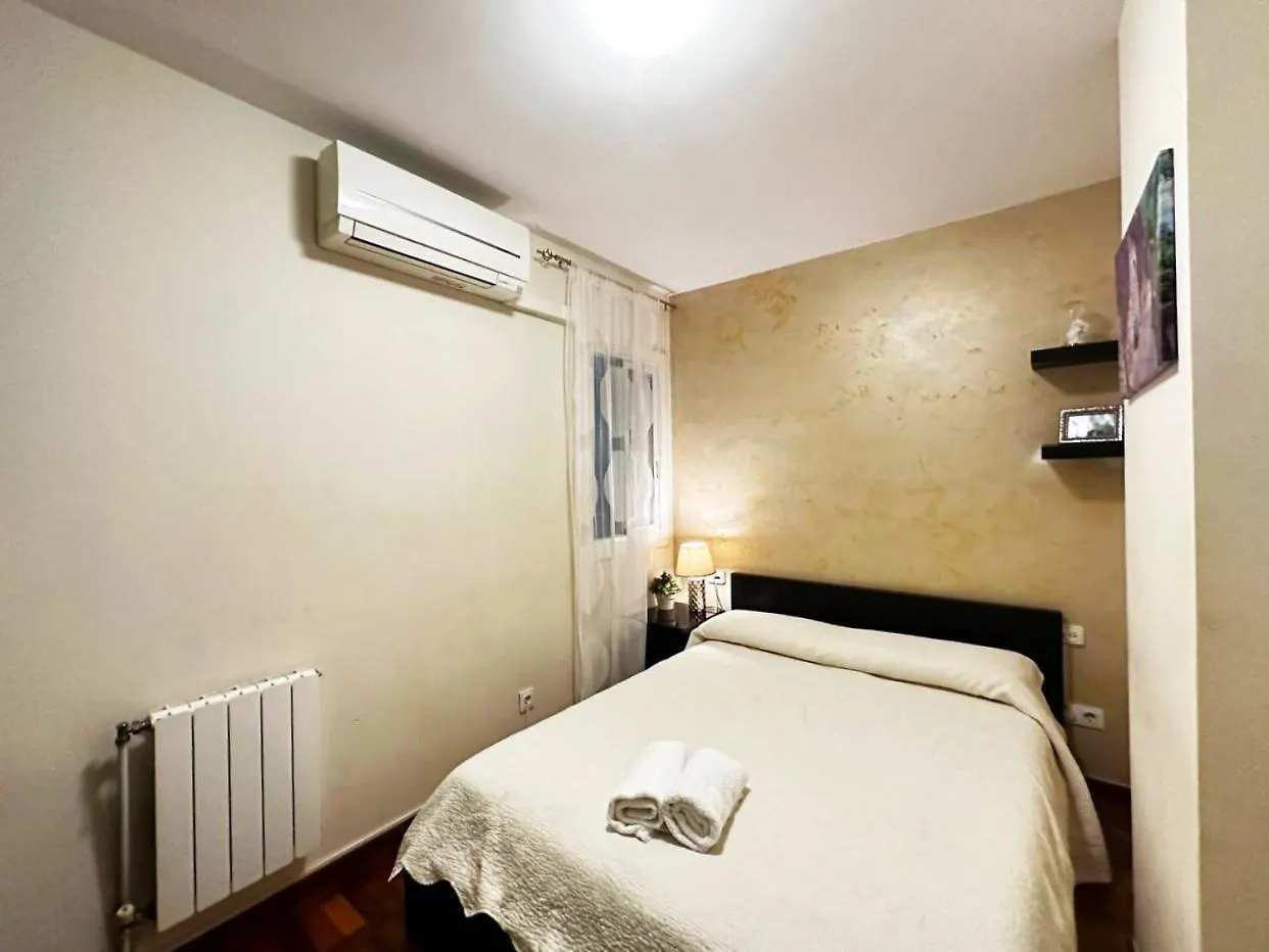 Bed & Breakfast Rooms Arago Barcelona