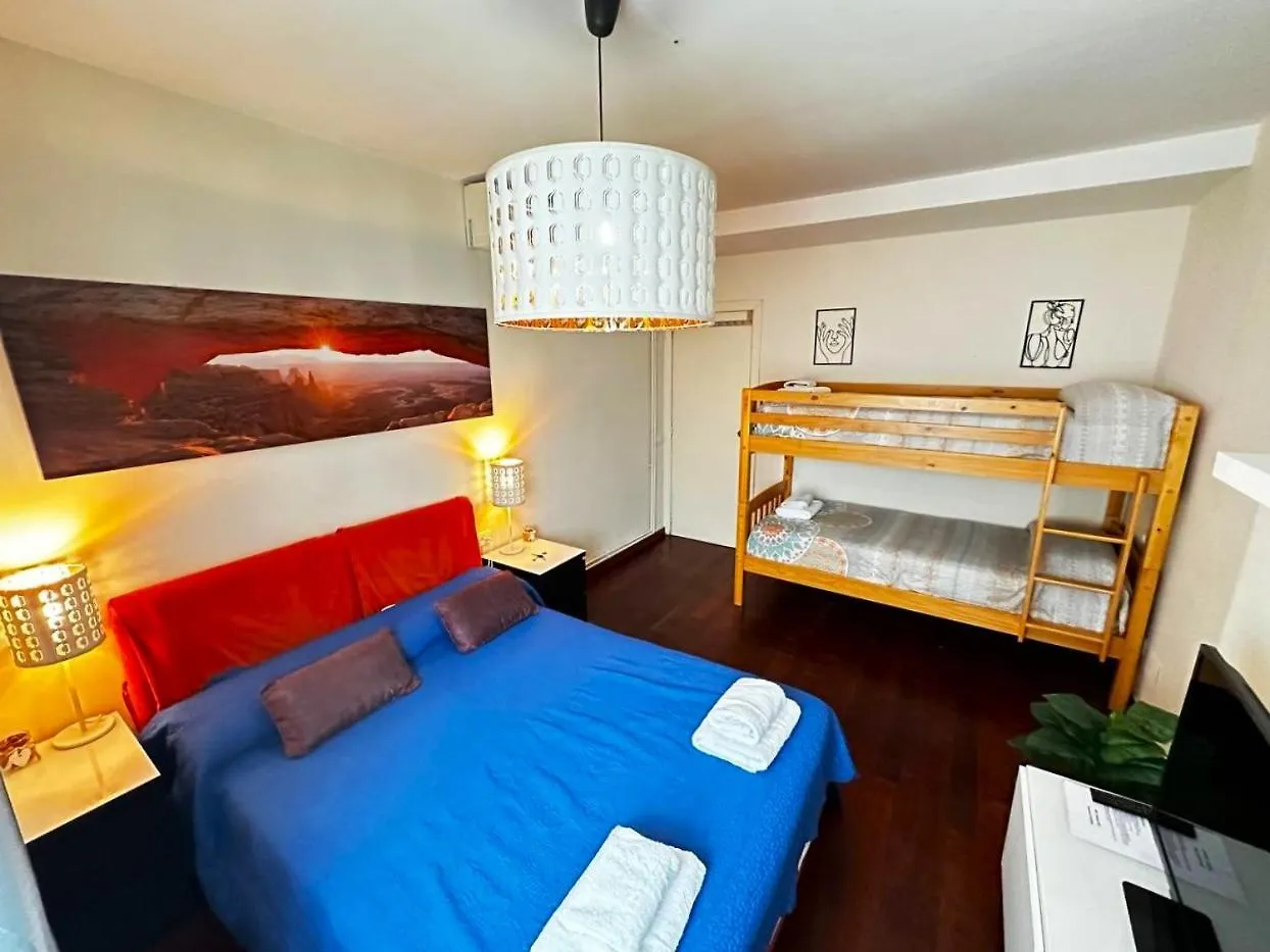 Rooms Arago Barcelona 0*,  Spain