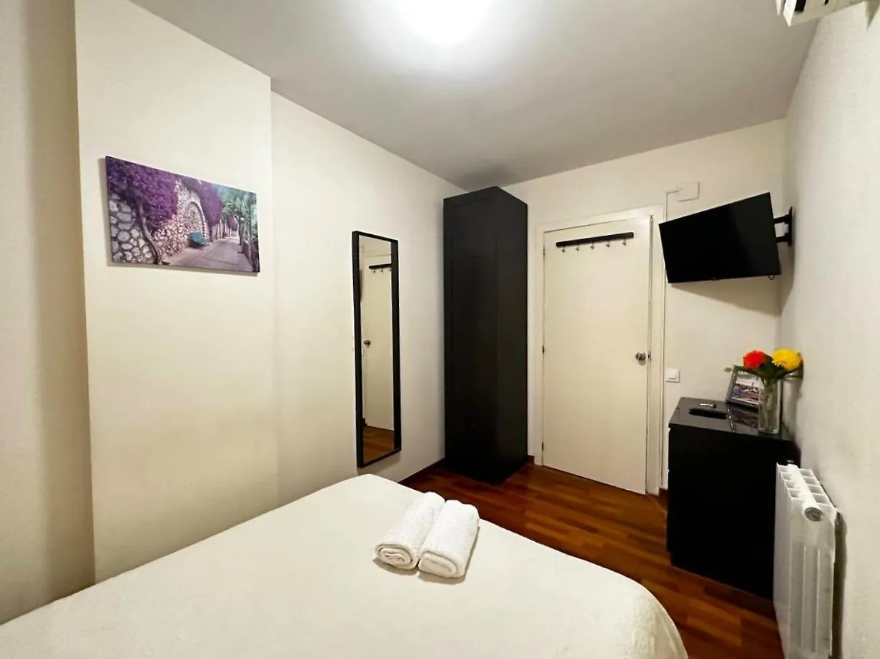 Bed & Breakfast Rooms Arago Barcelona